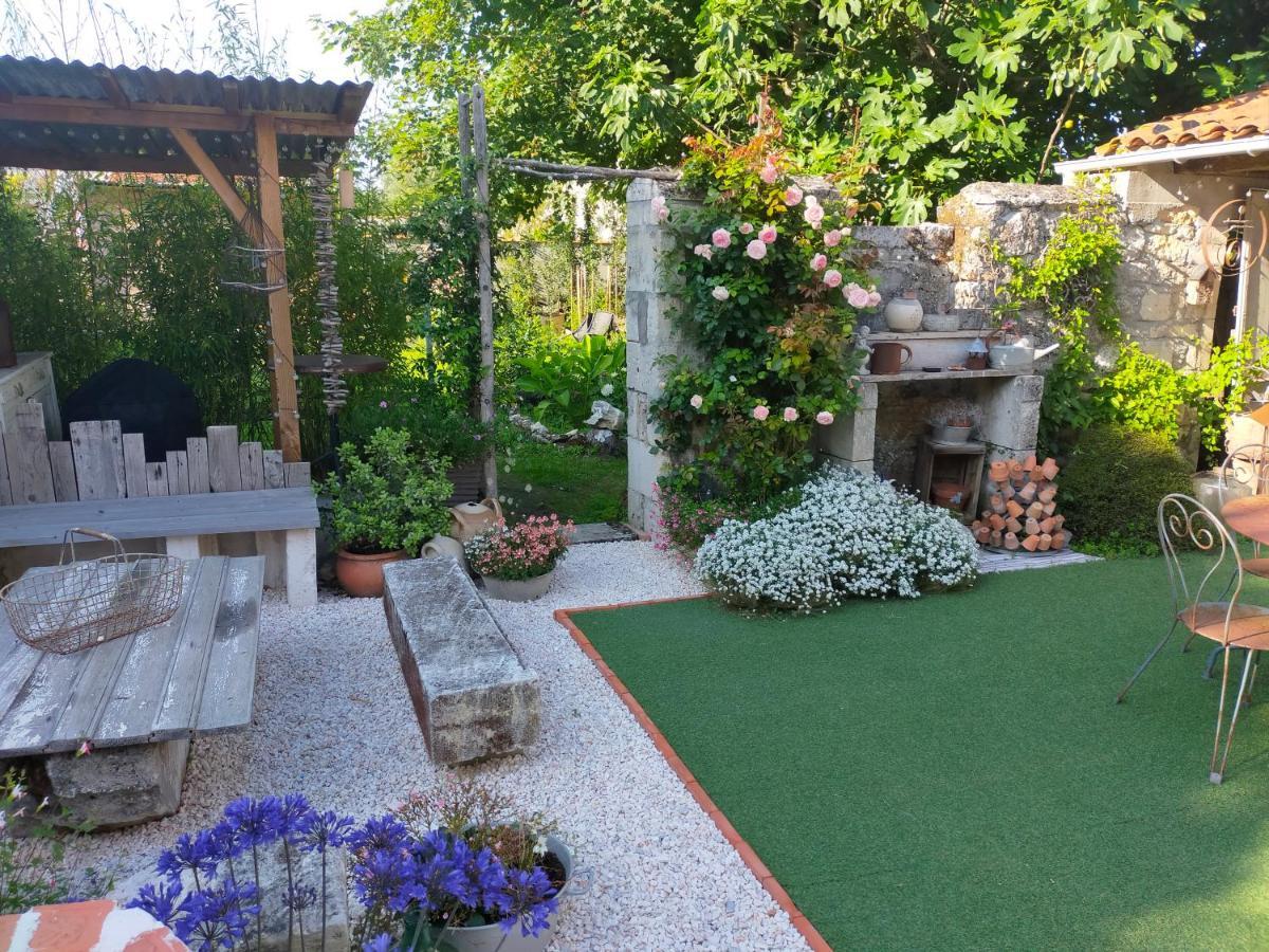 Agreable Chambre Cosy Tonnay-Charente Exterior foto